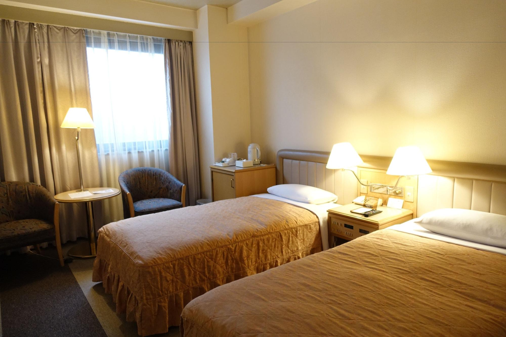 Urayasu Beaufort Hotel Esterno foto
